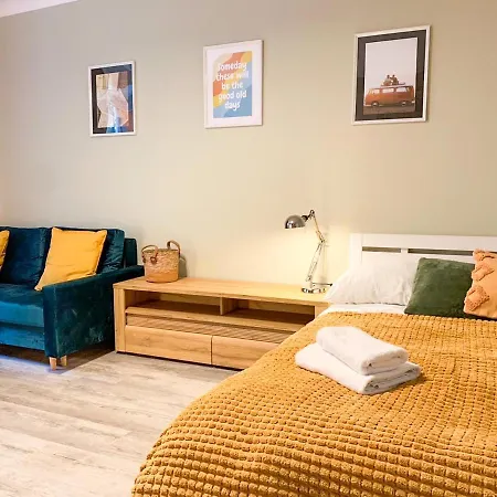 Good Days * Warszawa